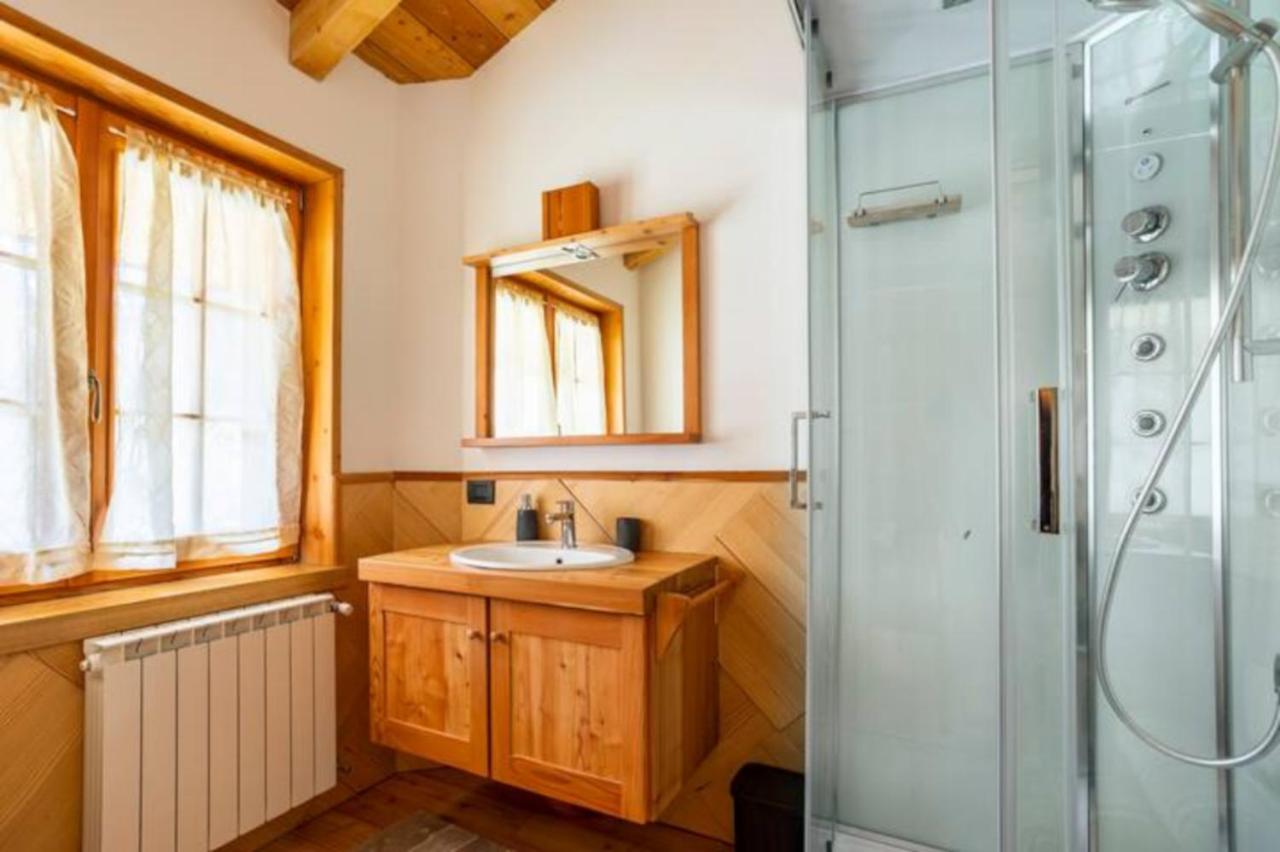 B&B Chalet Il Picchio Варцо Экстерьер фото
