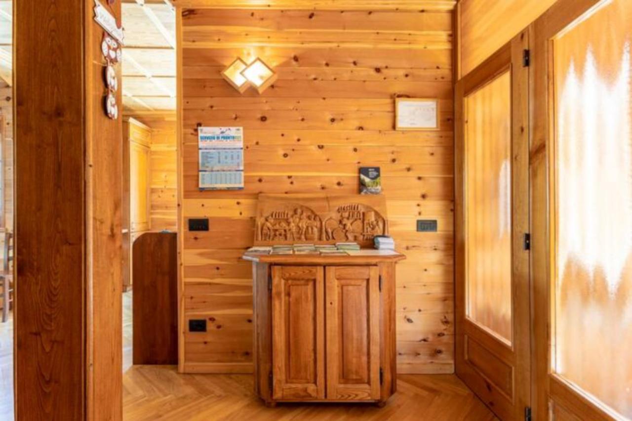 B&B Chalet Il Picchio Варцо Экстерьер фото