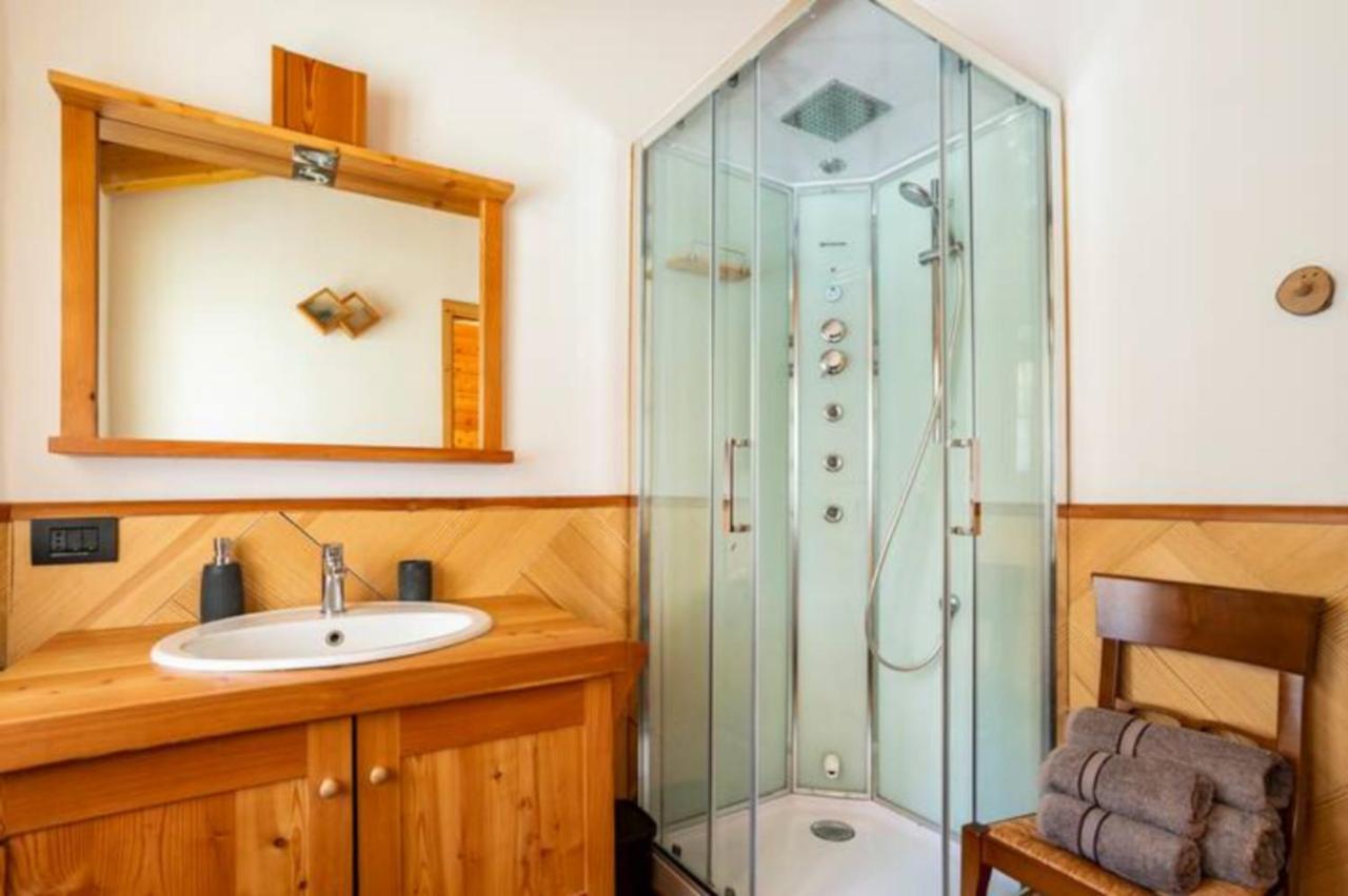 B&B Chalet Il Picchio Варцо Экстерьер фото