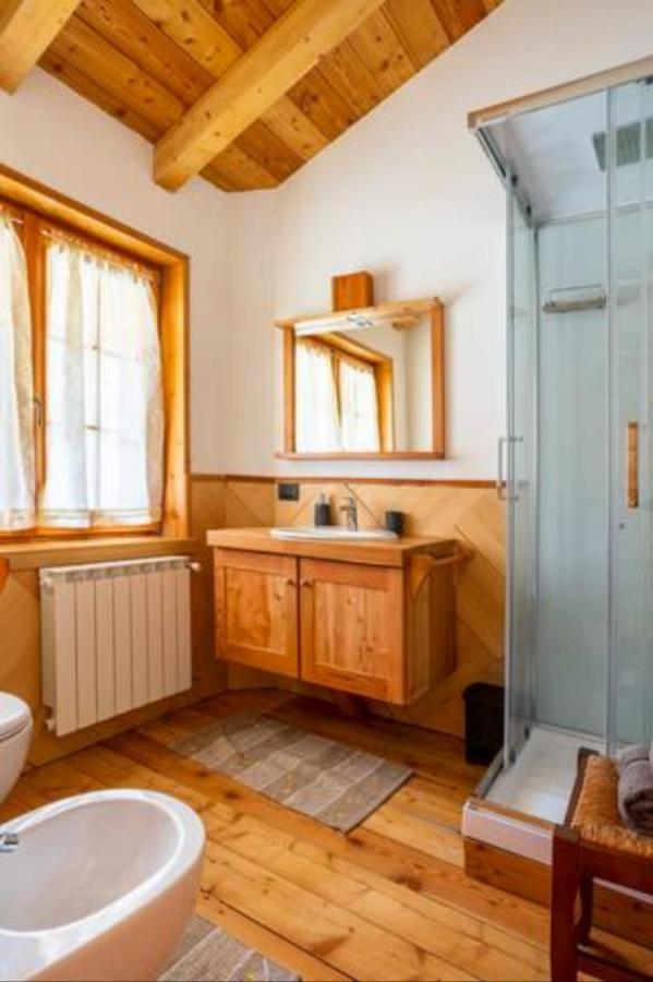 B&B Chalet Il Picchio Варцо Экстерьер фото