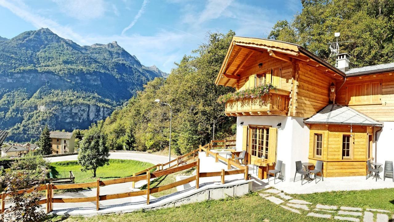 B&B Chalet Il Picchio Варцо Экстерьер фото